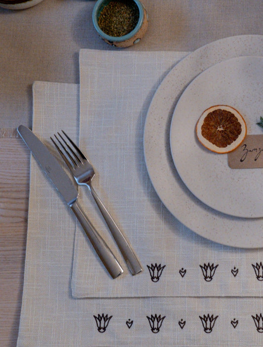 Nile Blooms Placemat Set (2) - Ivory